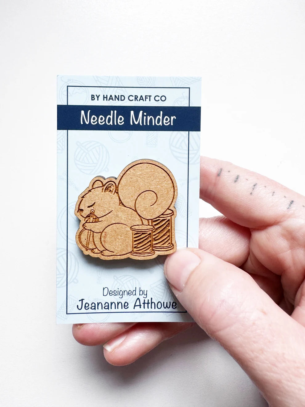Wooden Magnetic Needle Minder